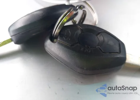 2003 BMW 325I z USA, uszkodzony, nr VIN WBAAZ33473PH30493